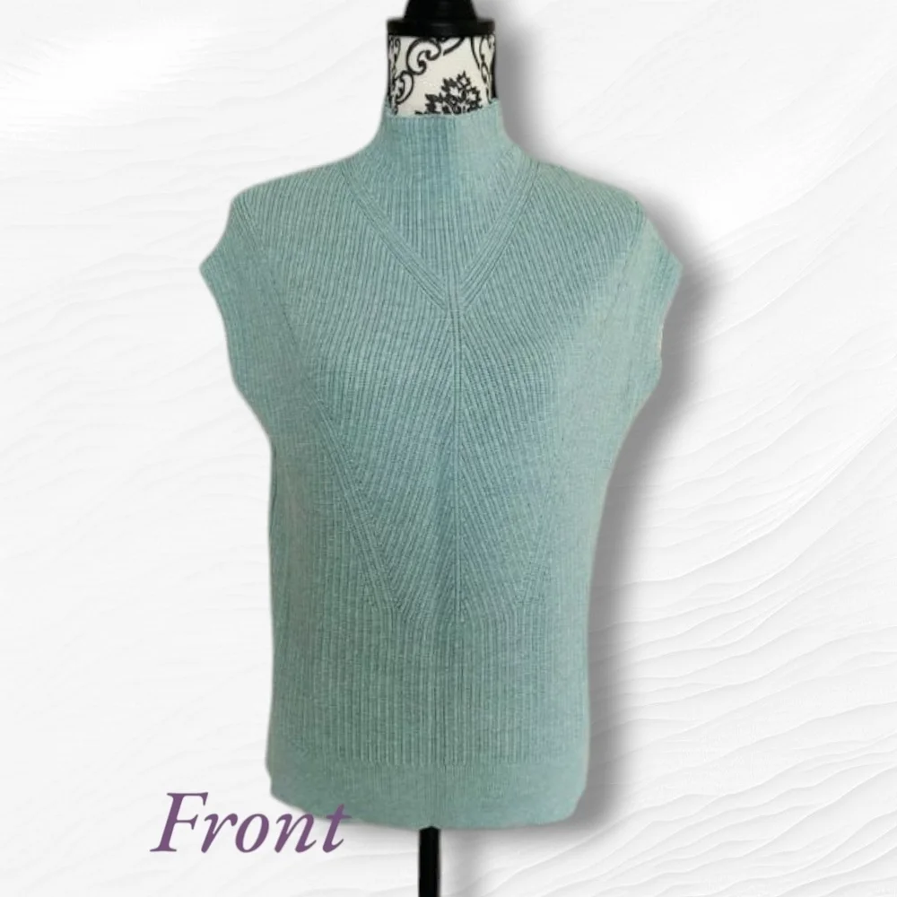 Banana Republic Light Green Mock Turtleneck Sweater | Size XS - Picture 2 of 11